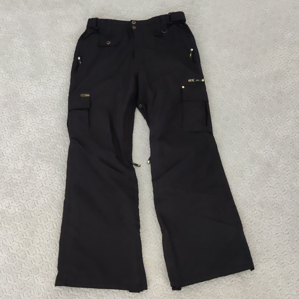 Snowboarding pants